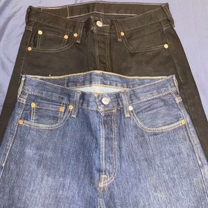 2 Levi 501 size 30/32